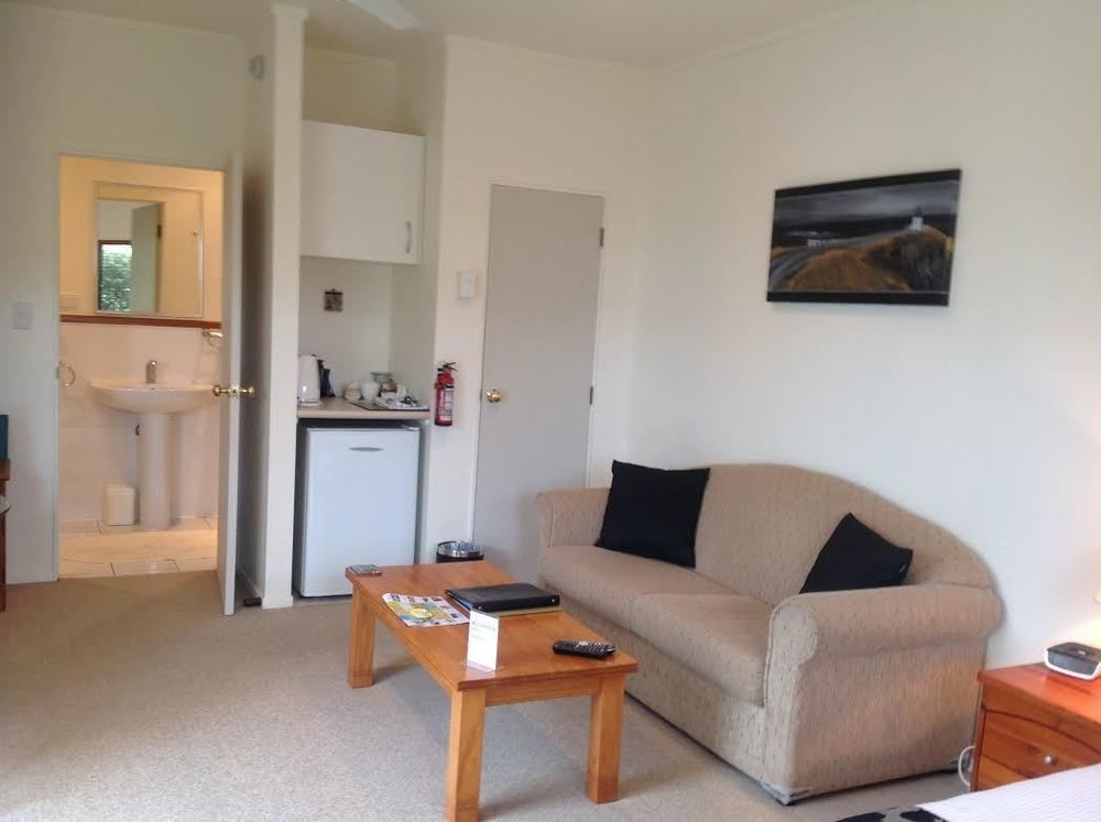 Andrea'S Bed & Breakfast Whitianga Exterior photo
